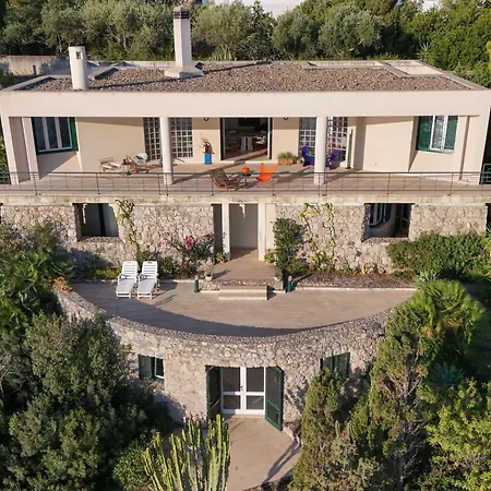 Seaside Capo Zafferano Villa